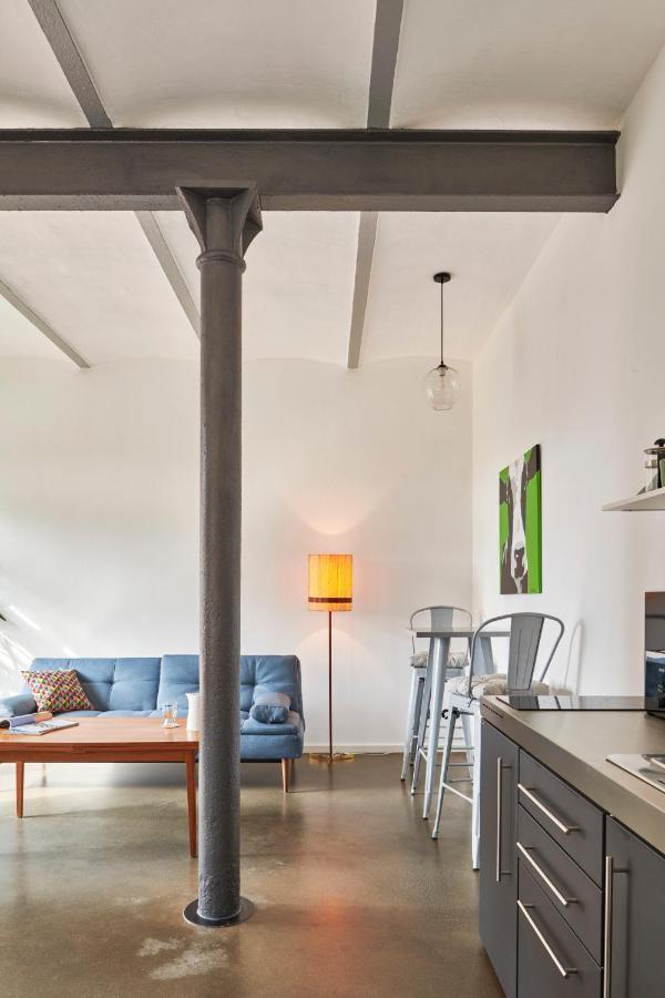 Re~Barn - Modern Country Stay Essel Exteriér fotografie
